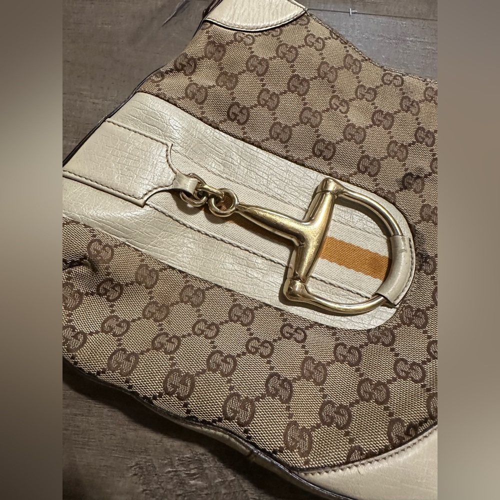 Gucci Brown GG Canvas Hasler Shoulder Bag White Beige Cream - Picture 2 of 9